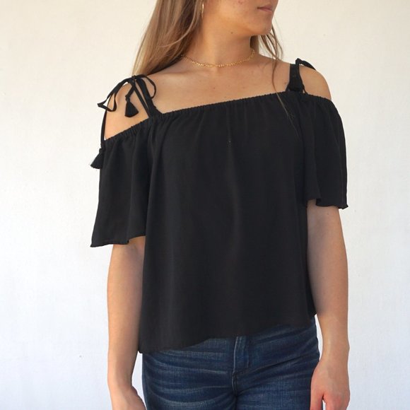 J Crew off the shoulder tassel chiffon top size 0. - Picture 1 of 6